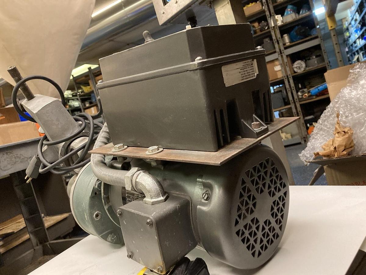 Used IPTS,RPQ1,3-Phase Mixer 0.33Hp 1725RPM Converted 110V by Genesis Hybrid Control