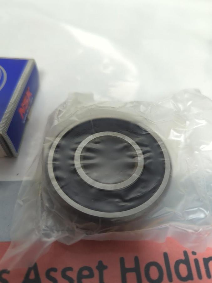 NSK,6304VVC3,DEEP GROOVE BALL BEARING NOS