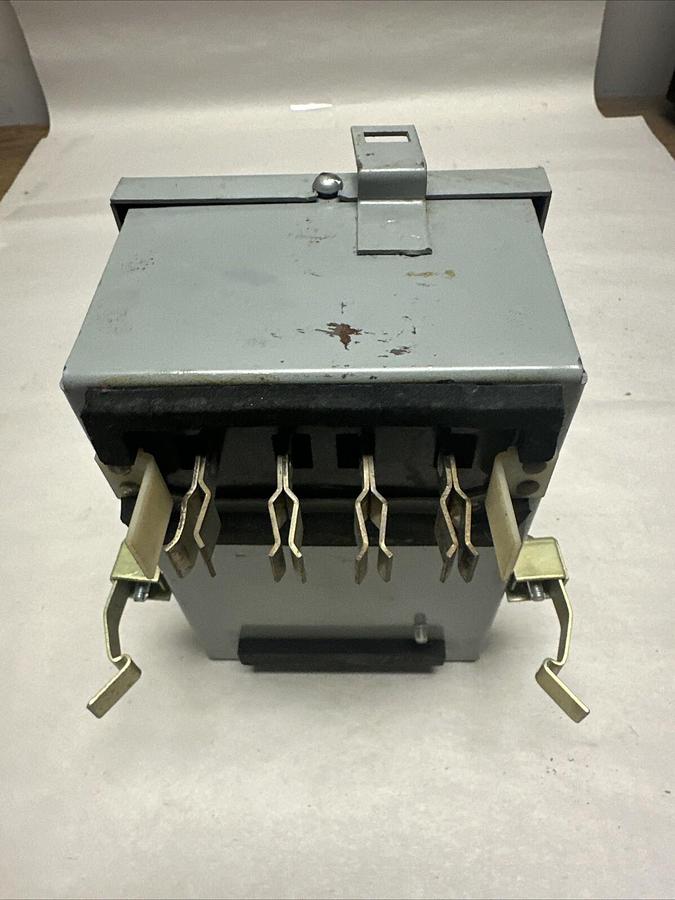 Used GE,DFPTQLX4,50 AMP 240 VAC 3 PH Plug in Circuit Breaker (G117)