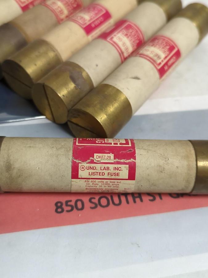 COOPER BUSSMANN,RES60,SUPER-LAG RENEWABLE FUSE 60 AMP LOT OF 6 PRE-OWNED