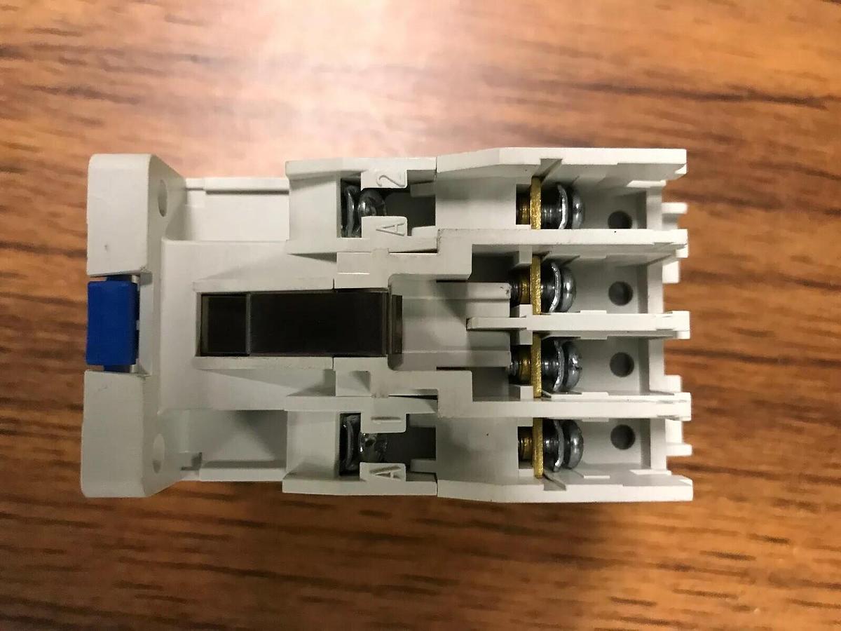 Eaton,D15CR40AB,Relay