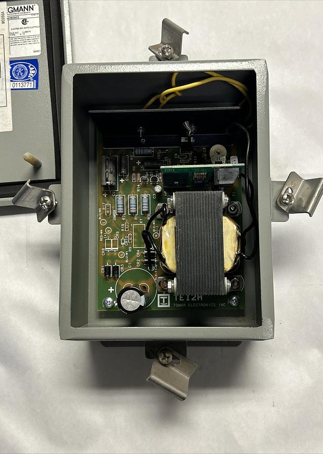 TOMAR ELECTRONICS,MODEL 1000,POWER ALARM 120/240V .8/.4A 60HZ NOS