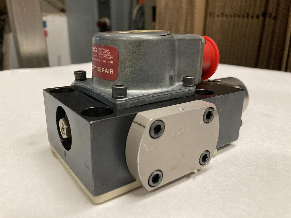 Used Moog,730Y218-HP5,Servo Valve
