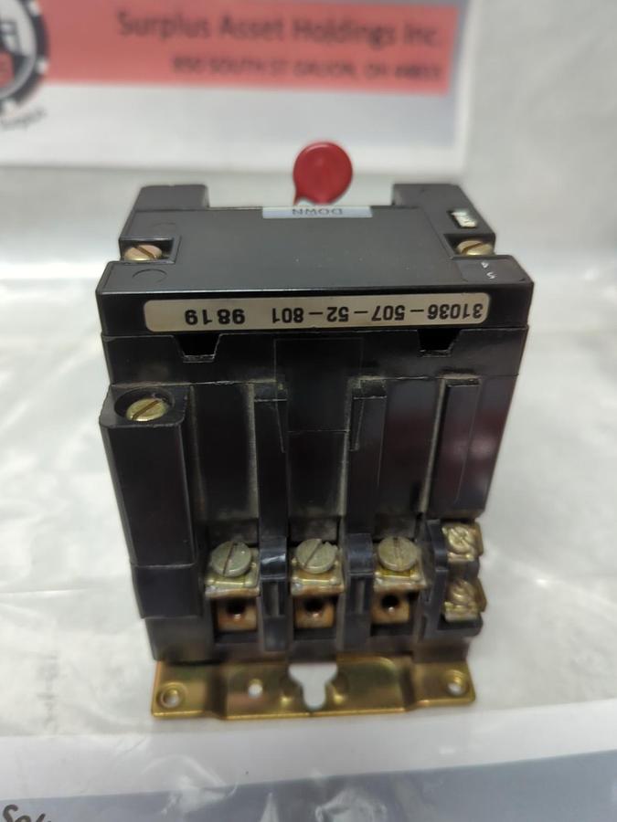 Used SQUARE D,31036-507-52-801,MAGNETIC MOTOR STARTER CONTACTOR 120V 60HZ