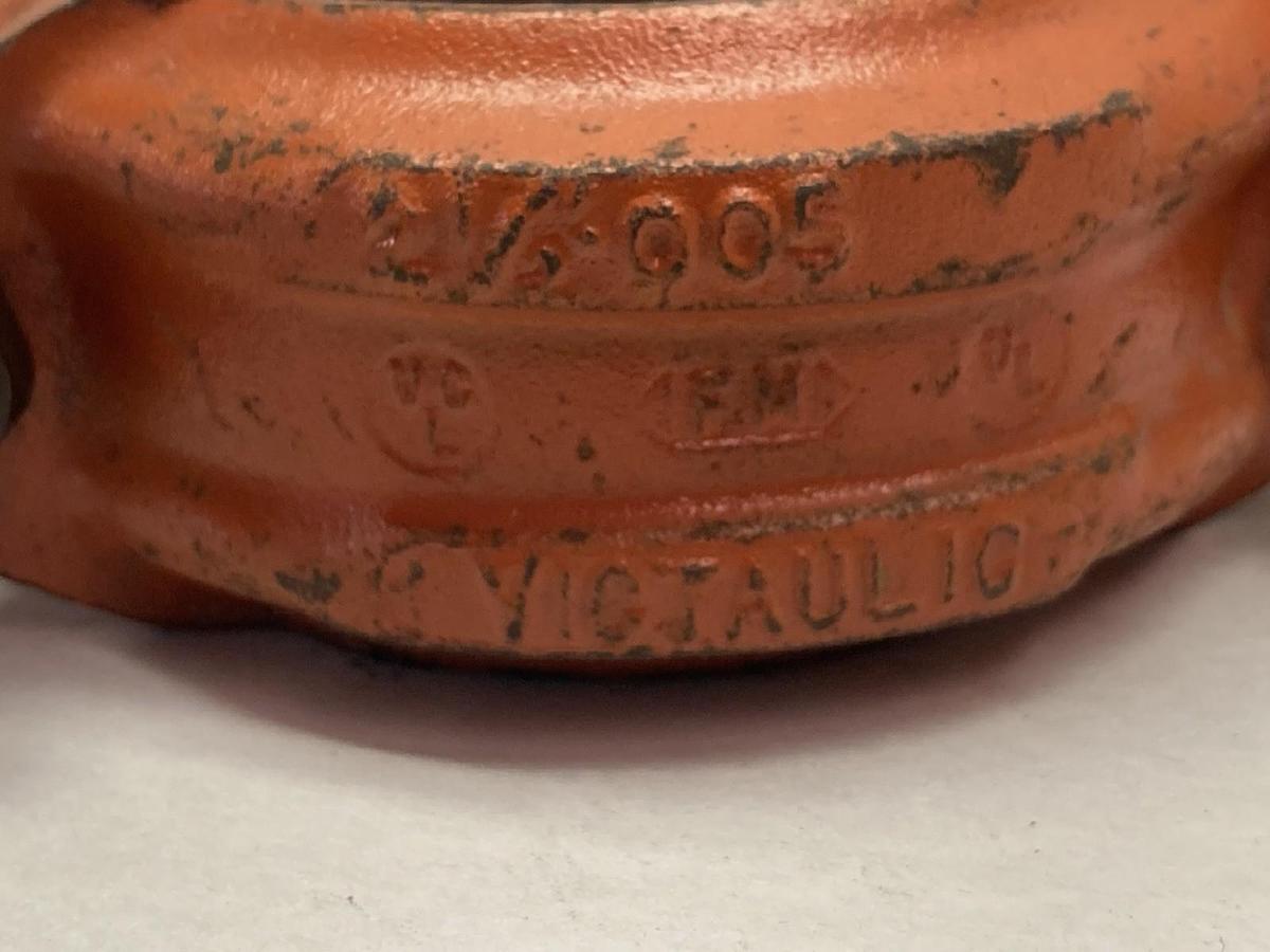 Used Victaulic,2-1/2-005,Pipe Coupling