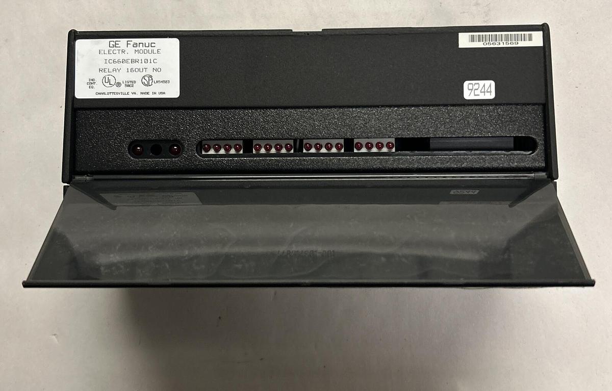 Used GE FANUC,IC660EBR101/IC660EBR101C,GENIUS BLOCK RELAY OUTPUT MODULE
