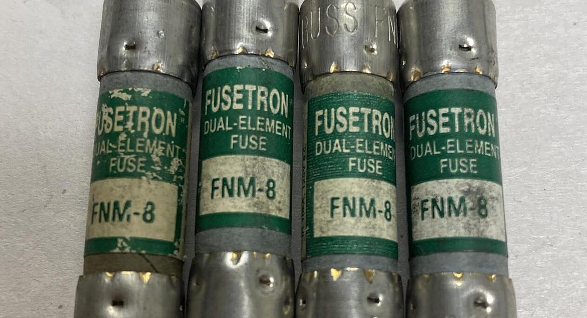 Cooper Bussmann,FNM-8,Fusetron Fuse Lot Of 4 NOS