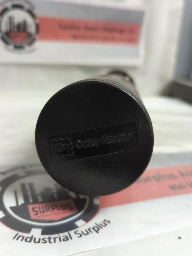 Used CUTLER HAMMER,E26BL,SERIES 2 RED STACK LIGHT TOWER WITH BASE PRE-OWNED