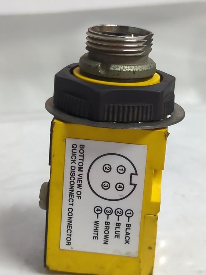 Used BANNER,SM912LVQD,VALUE BEAM PHOTOELEVTRIC SENSOR PRE-OWNED