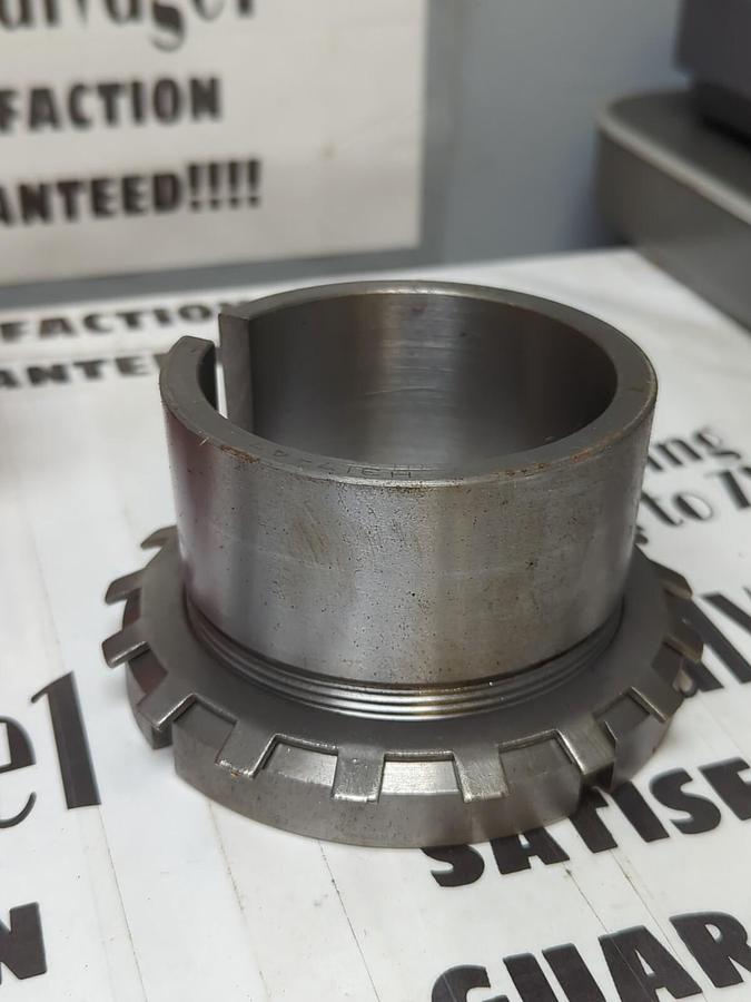 LINK-BELT,H317047,SPHERICAL ROLLER BEARING ADAPTER ASSEMBLY 2-15/16 INCH NOS