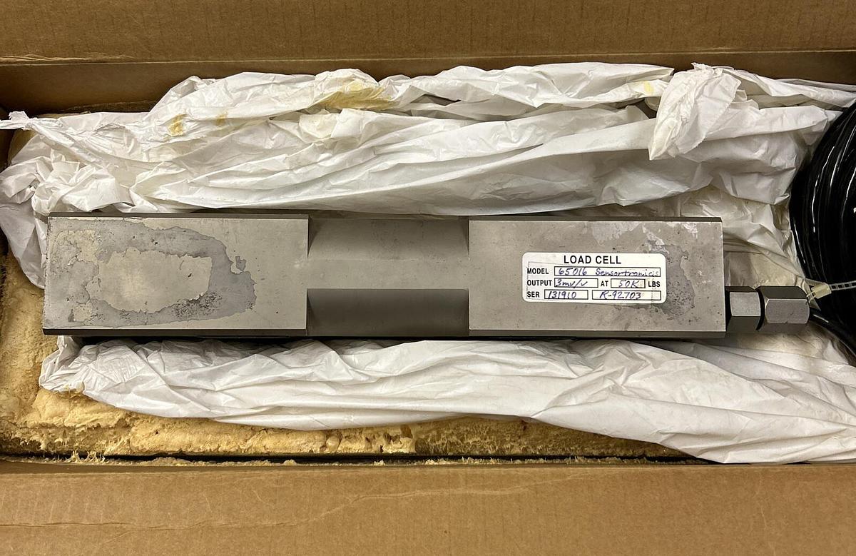 SENSORTRONICS,65016,LOAD CELL 50K LBS NEW