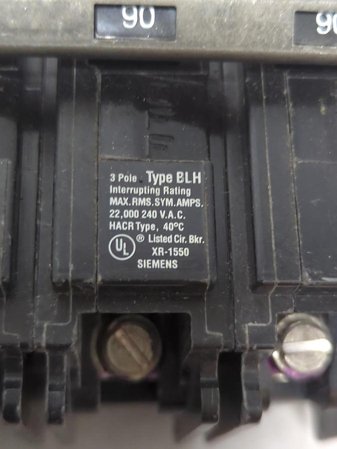 Used I.T.E. SIEMENS,BLH390,CIRCUIT BREAKER 90 AMP 3-POLE WITH SHUNT TRIP PRE-OWNED
