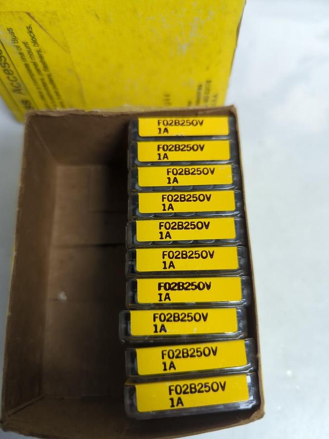 COOPER BUSSMANN,F02B250V,BUSS 1 AMP FUSES LOT OF 50 NOS