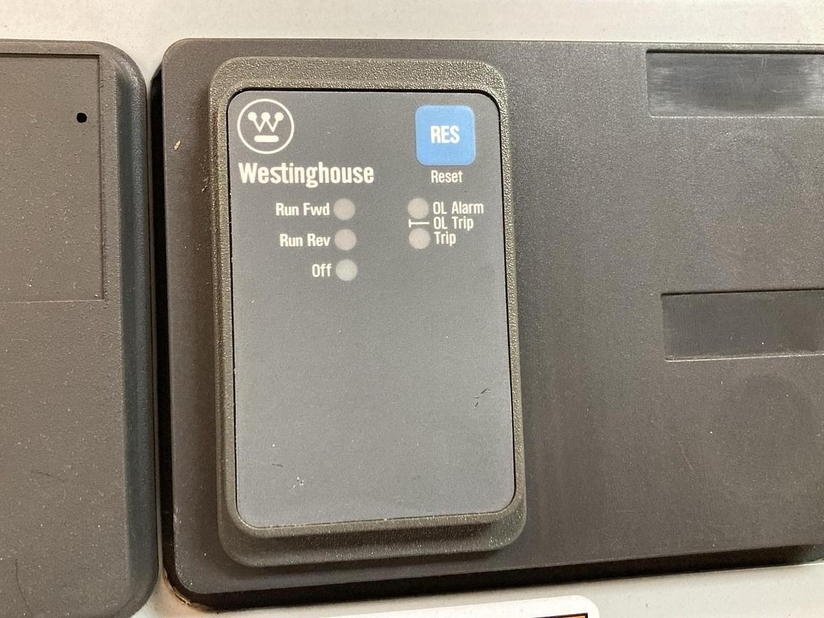 Used Cutler Hammer,Size 1,MCC Reversing Starter Feeder Bucket W200M1CFC