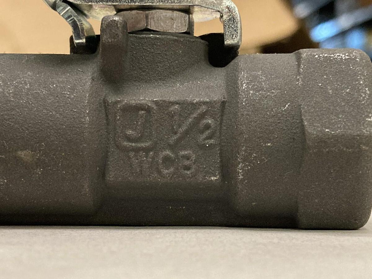 Jamesbury,WCB,1-1/2 INCH Ball Valve  Body 2000 Seat 1000