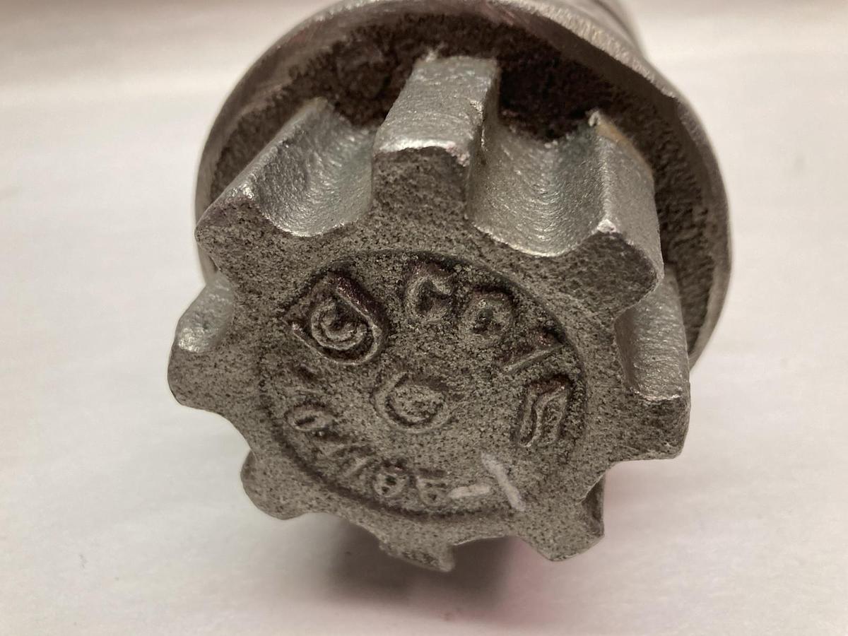 Used Unbranded,404198 CC1 R149,Drive Gear Shaft