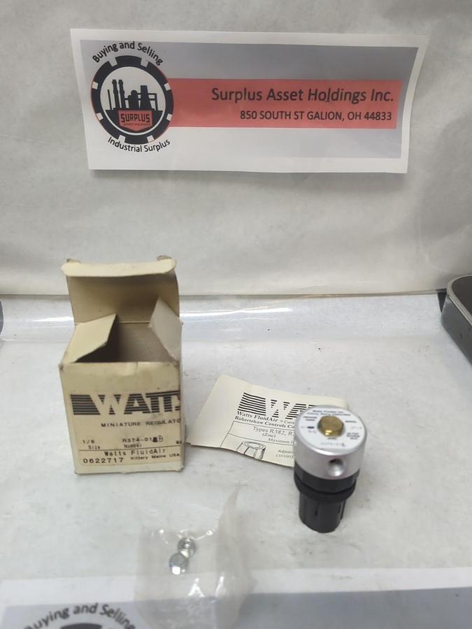 WATTS,R374-01B,FLUIDAIR MINIATURE REGULATOR 1/8 INCH NOS