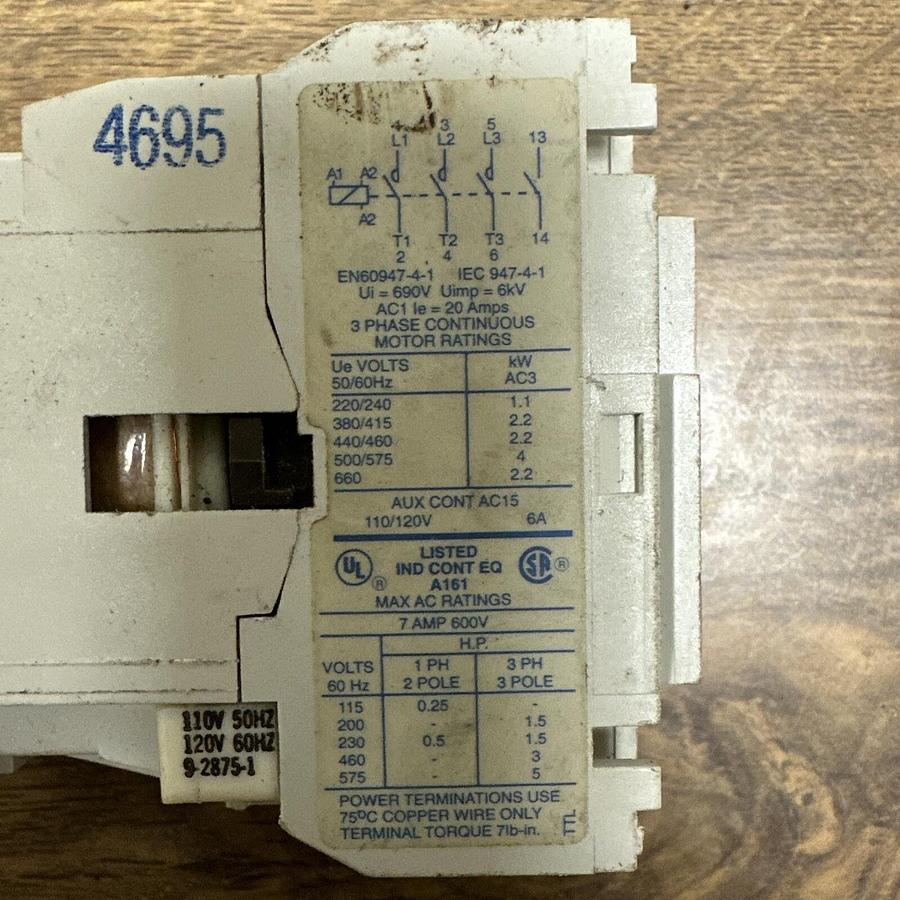 Used Cutler-Hammer,CE15ANS3,Contactor With 120 Volt Coil