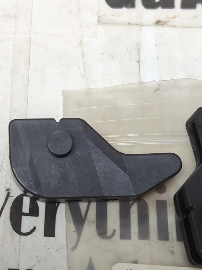 ALLEN BRADLEY,77162-009-51,MOUNTING LEVER PARTS 4-PC NOS