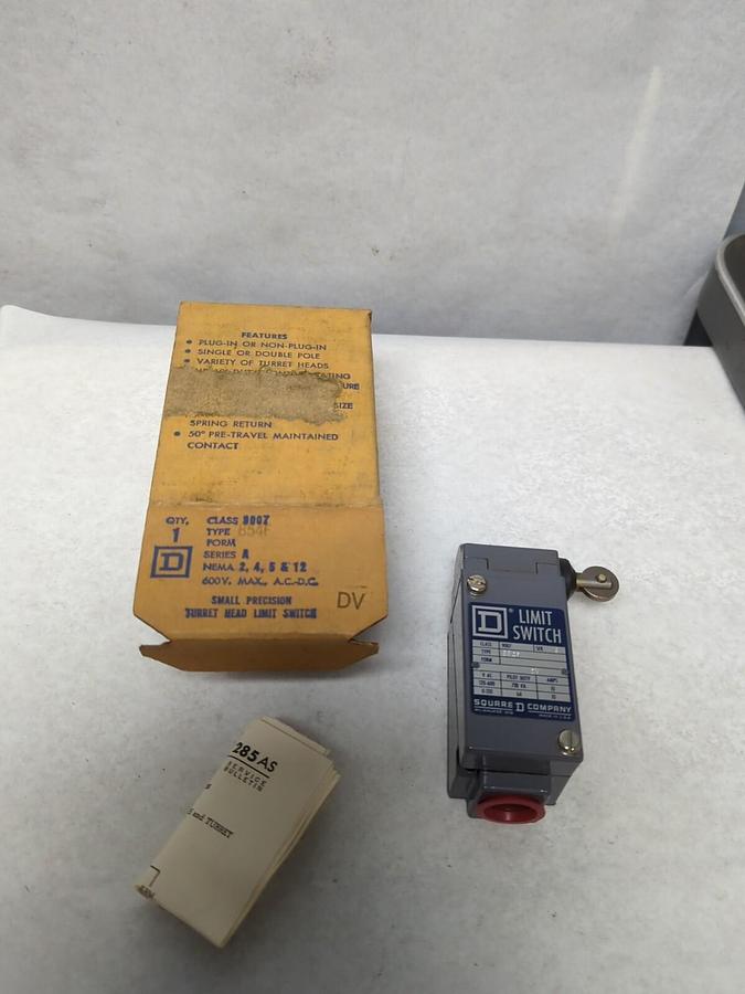 SQUARE D,B54F,TURRET HEAD LIMIT SWITCH CLASS 9007 SERIES A NOS
