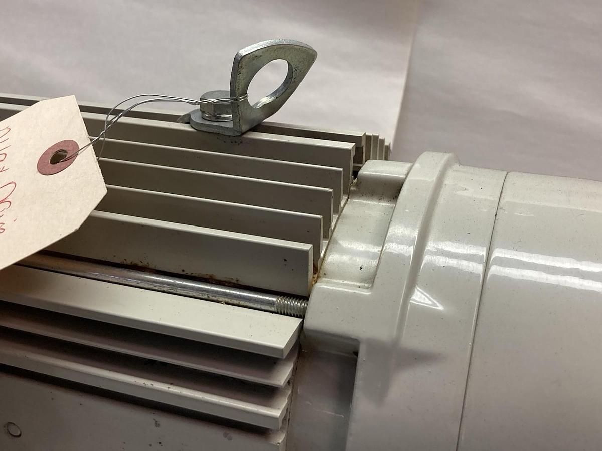 Altax Drive,CNHM3-5107-11,3-Phase Induction Motor w/Altax Drive Ratio 11 2.2KW