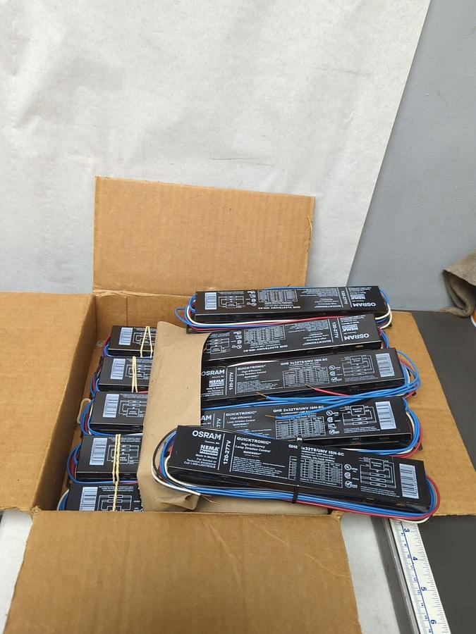 OSRAM,QHE 2X32T8/UNV ISN-SC,FLORESCENT LAMP BALLAST LOT OF 10 NOS