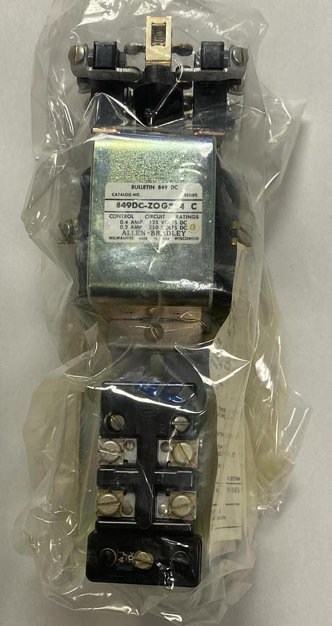 ALLEN BRADLEY,849DC-ZOG334,SER C PNEUMATIC TIMING RELAY NEW NO BOX