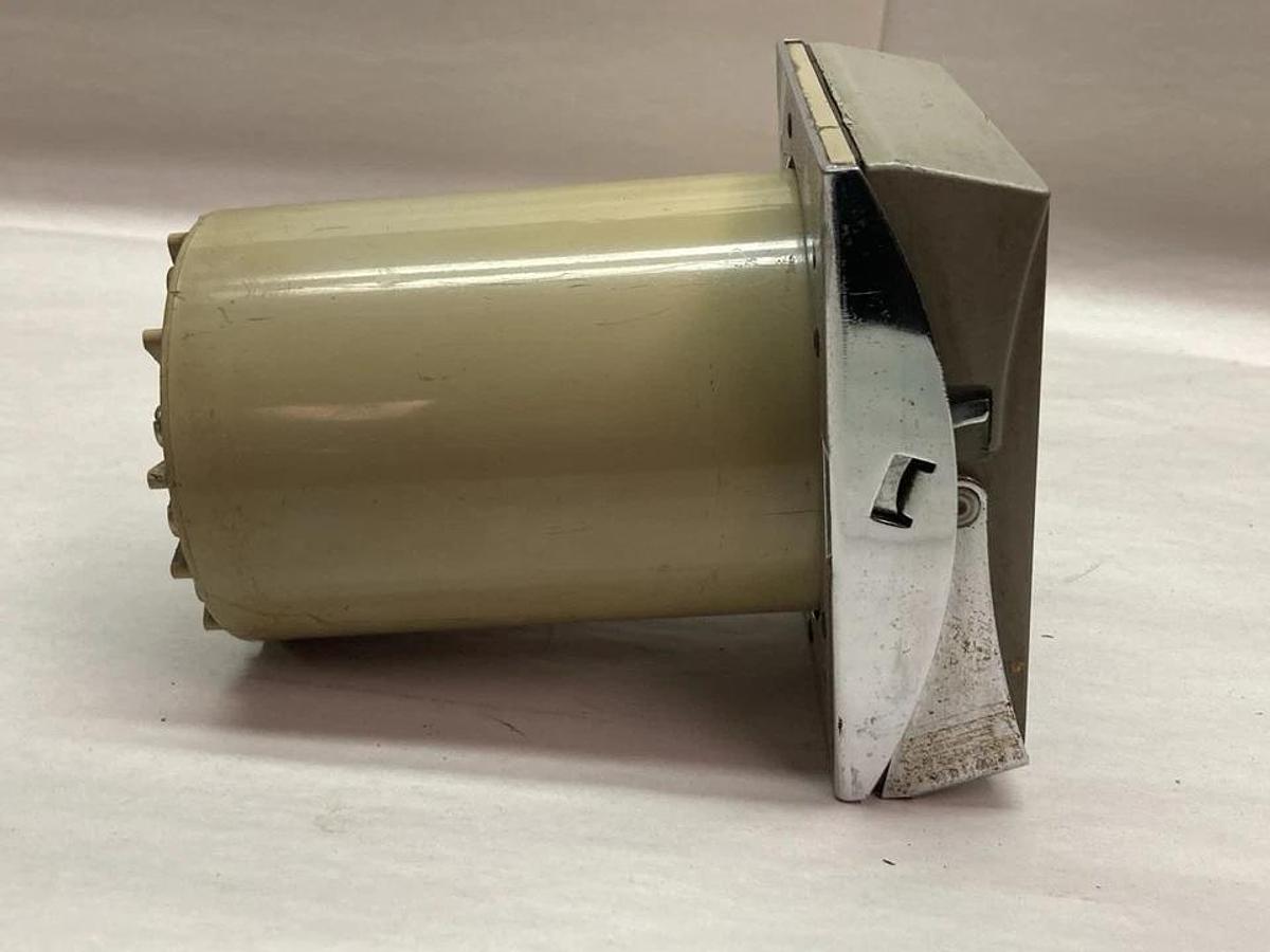 Used Eagle Signal,3054023,Analog 4-Number Display