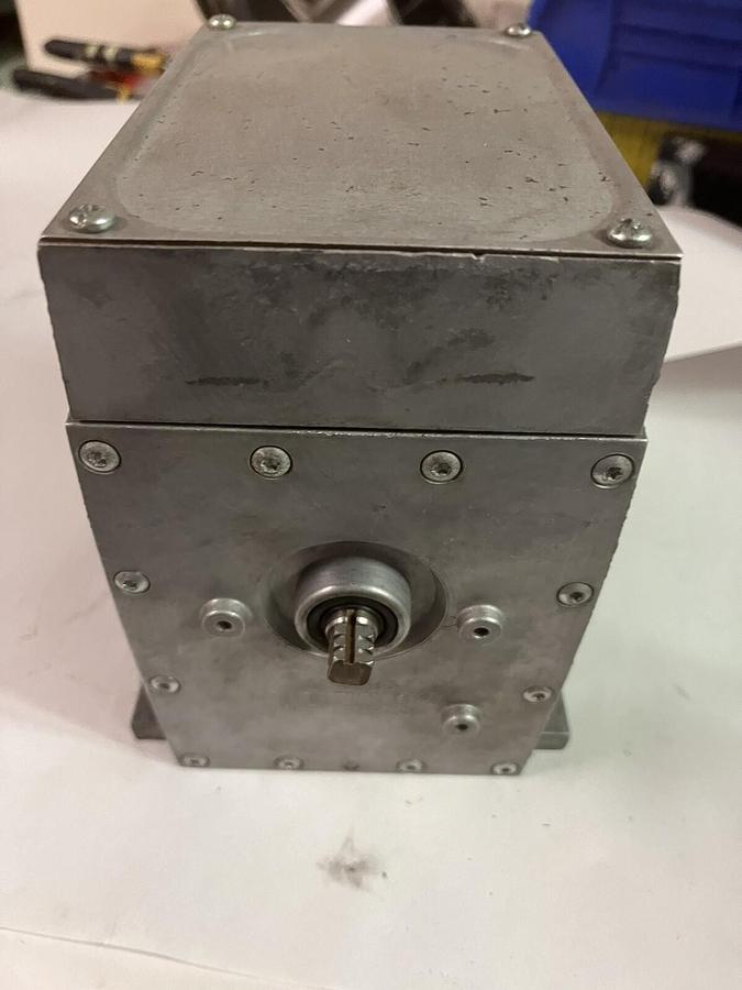HONEYWELL,M944B1175,MODUTROL MOTOR 24VAC 160 DEG STROKE 1 MIN