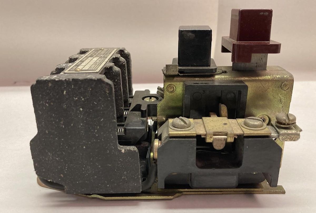 Used Square D,Class 2510 Type CG-3,Manual Starter Size M-1 Series B 600V
