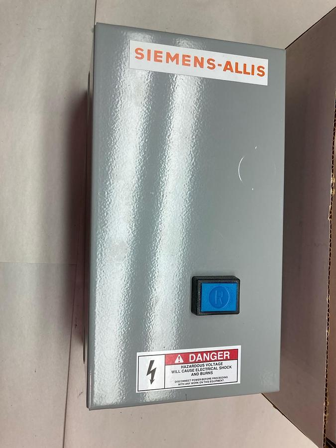 Siemens-Allis,SXLA125,Starter Enclosure Nema Size 1 27A