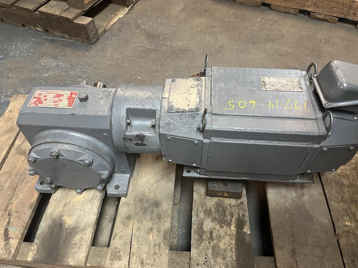 Used RELIANCE,T16H3030R-YL,GEARMOTOR 2HP 1750RPM 180VDC FRAME 1611ATC