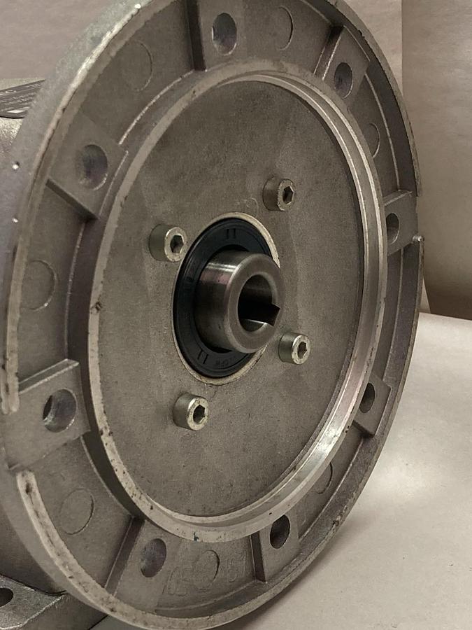 Used Varmec,RCV 202A B,Gear Reducer