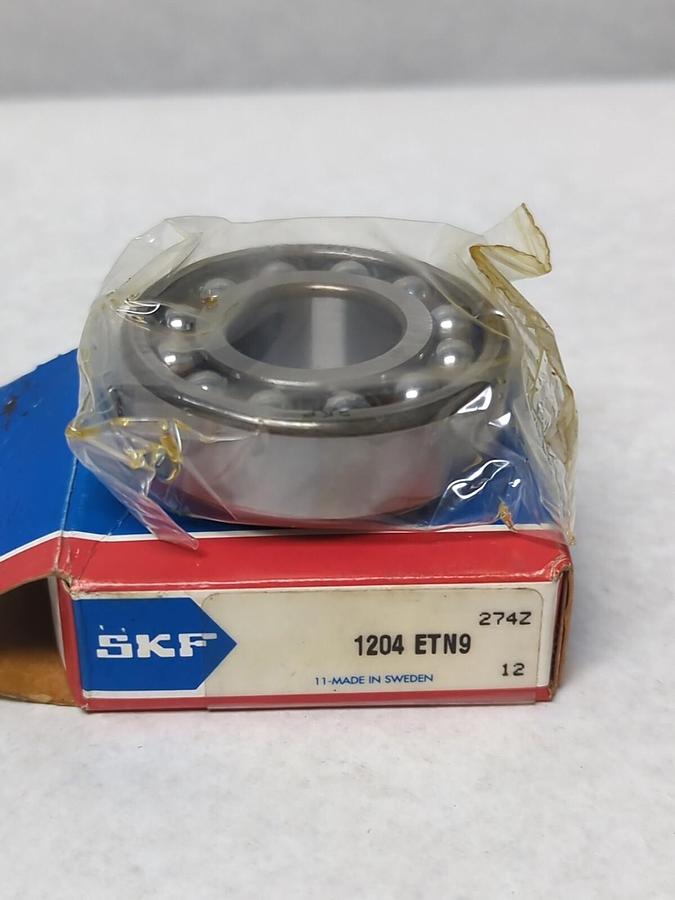 SKF,1204 ETN9,CYLINDRICAL BORE SELF ALIGNING BALL BEARING NOS