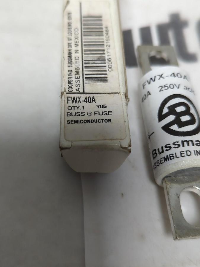 COOPER BUSSMANN,FWX-40A,SEMICONDUCTOR 40 AMP FUSES NOS