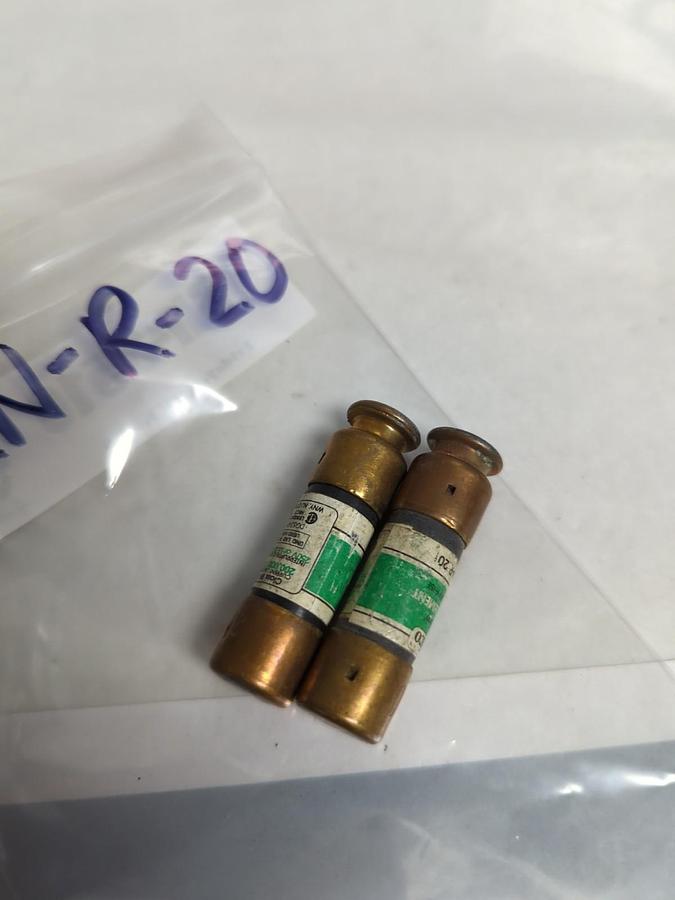 Used CEFCO,CRN-R-20,DUAL ELEMENT 20 AMP FUSE LOT OF 2 PRE-OWNED