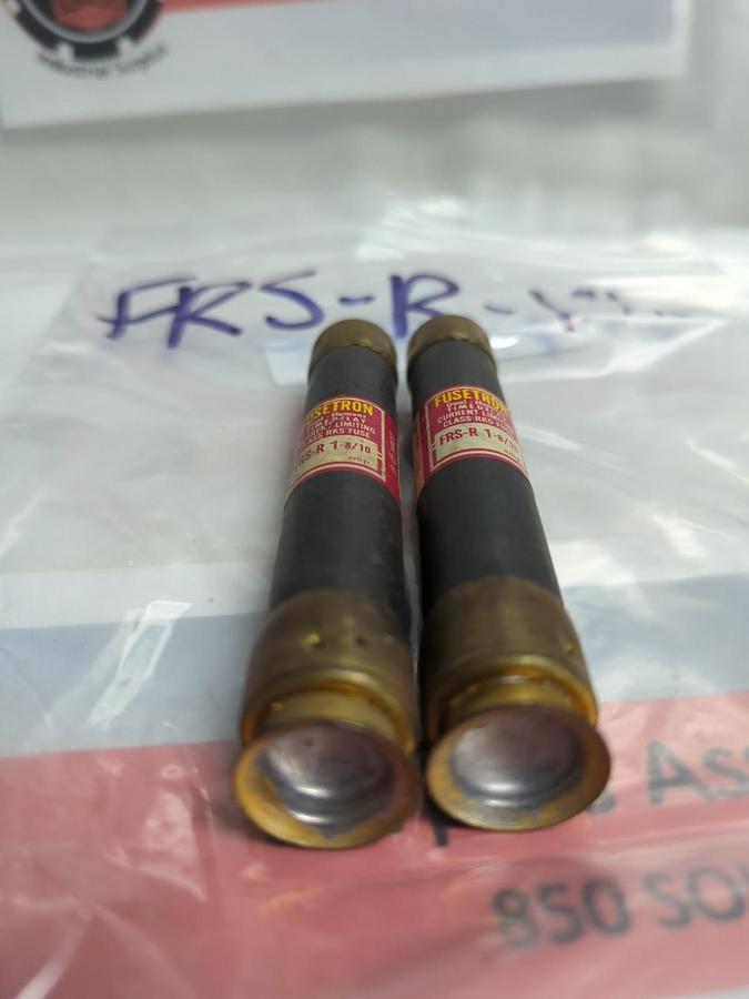 Used COOPER BUSSMANN,FRS-R-1-8/10,FUSETRON 1-8/10 AMP FUSE LOT OF 2 PRE-OWNED