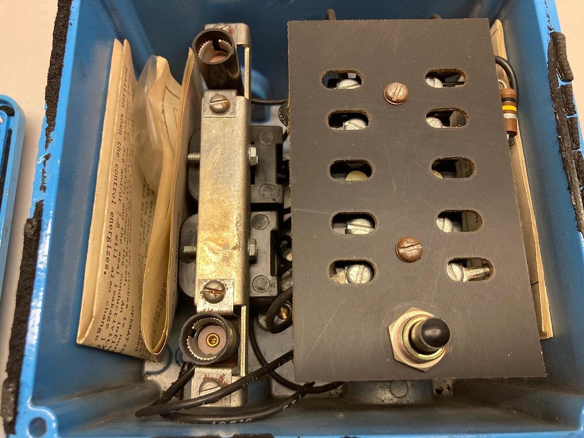 Used Warrick Controls,Type 2810 Form 2D4,Liquid Level Control