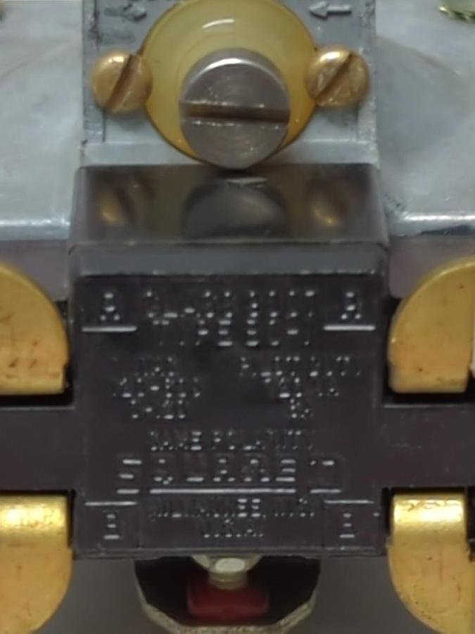 Used SQUARE D,9007-BO-1,SNAP SWITCH WITH ADJUSTABLE TIMER PRE-OWNED