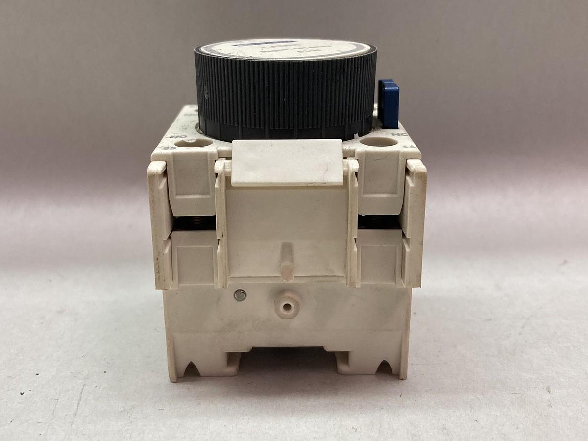 Schneider,LADR0,Time Delay Block