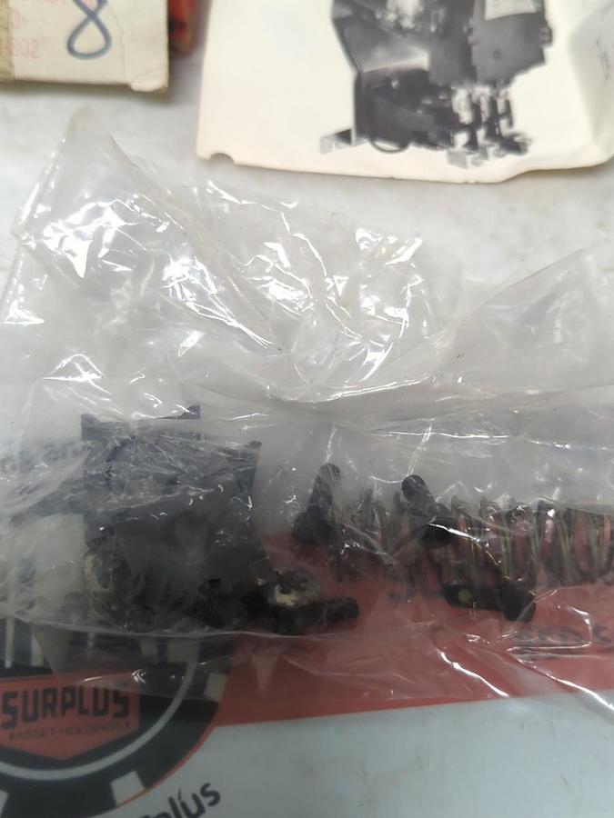 ALLIS CHALMERS,25-106-923-802,STAT. & MOVE CONTACT KIT FOR SIZE 3 NOS