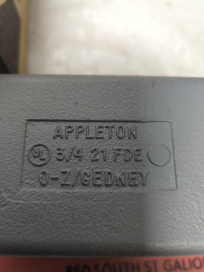 APPLETON,FD-1-75,CAST DEVICE BOX 3/4 INCH NOS