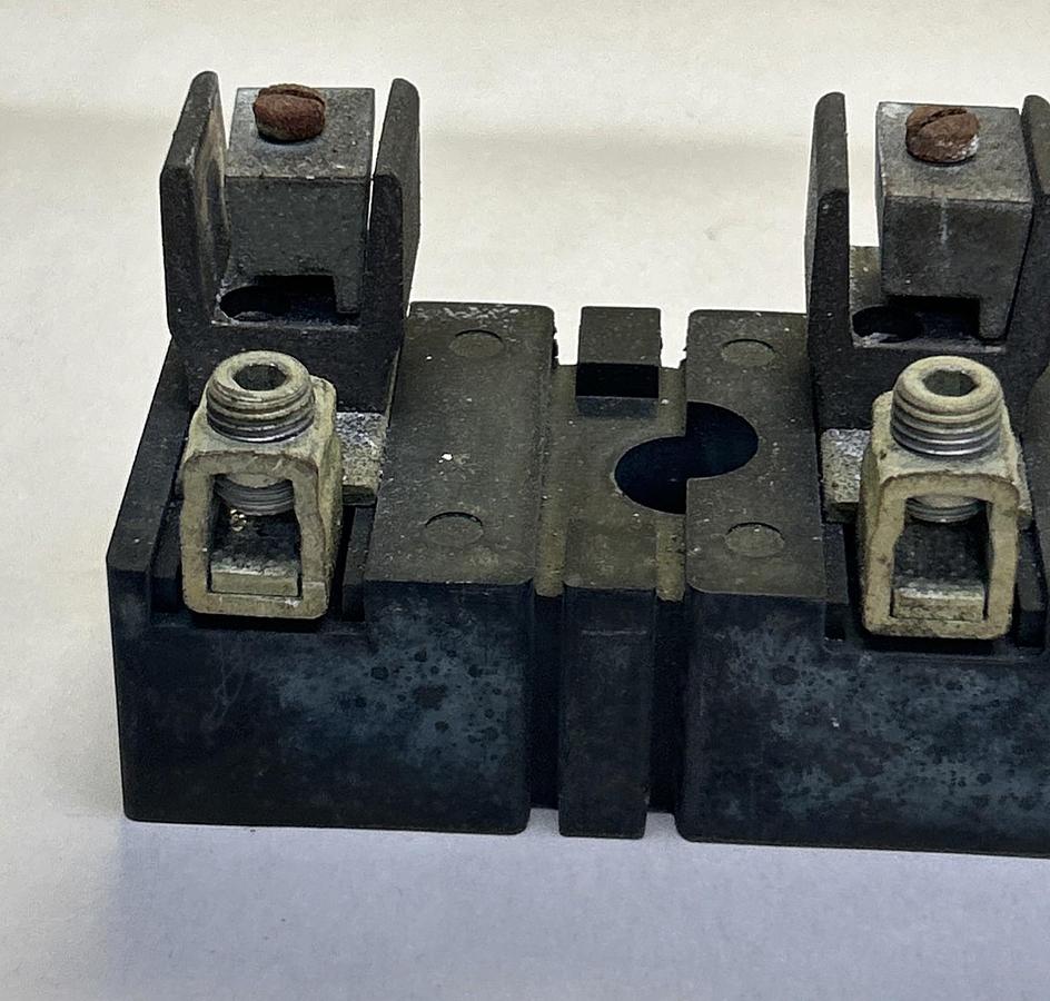 Used ALLEN BRADLEY,X-402128,FUSE BLOCK 100A 600V