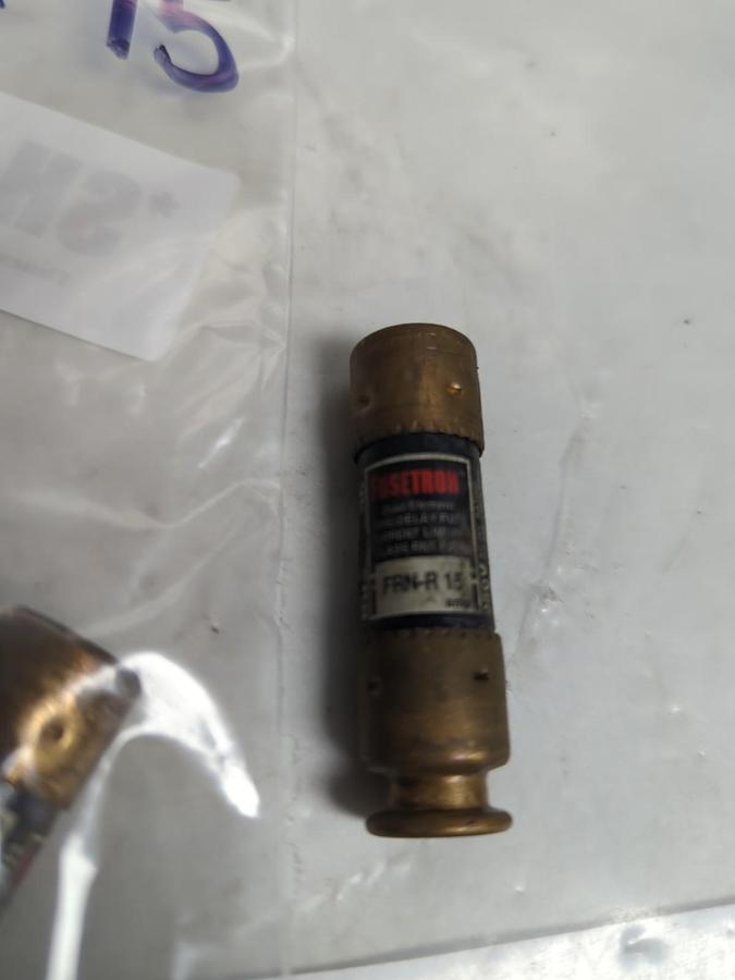 Used COOPER BUSSMANN,FRN-R-15,FUSETRON 15 AMP FUSE LOT OF 4 PRE-OWNED