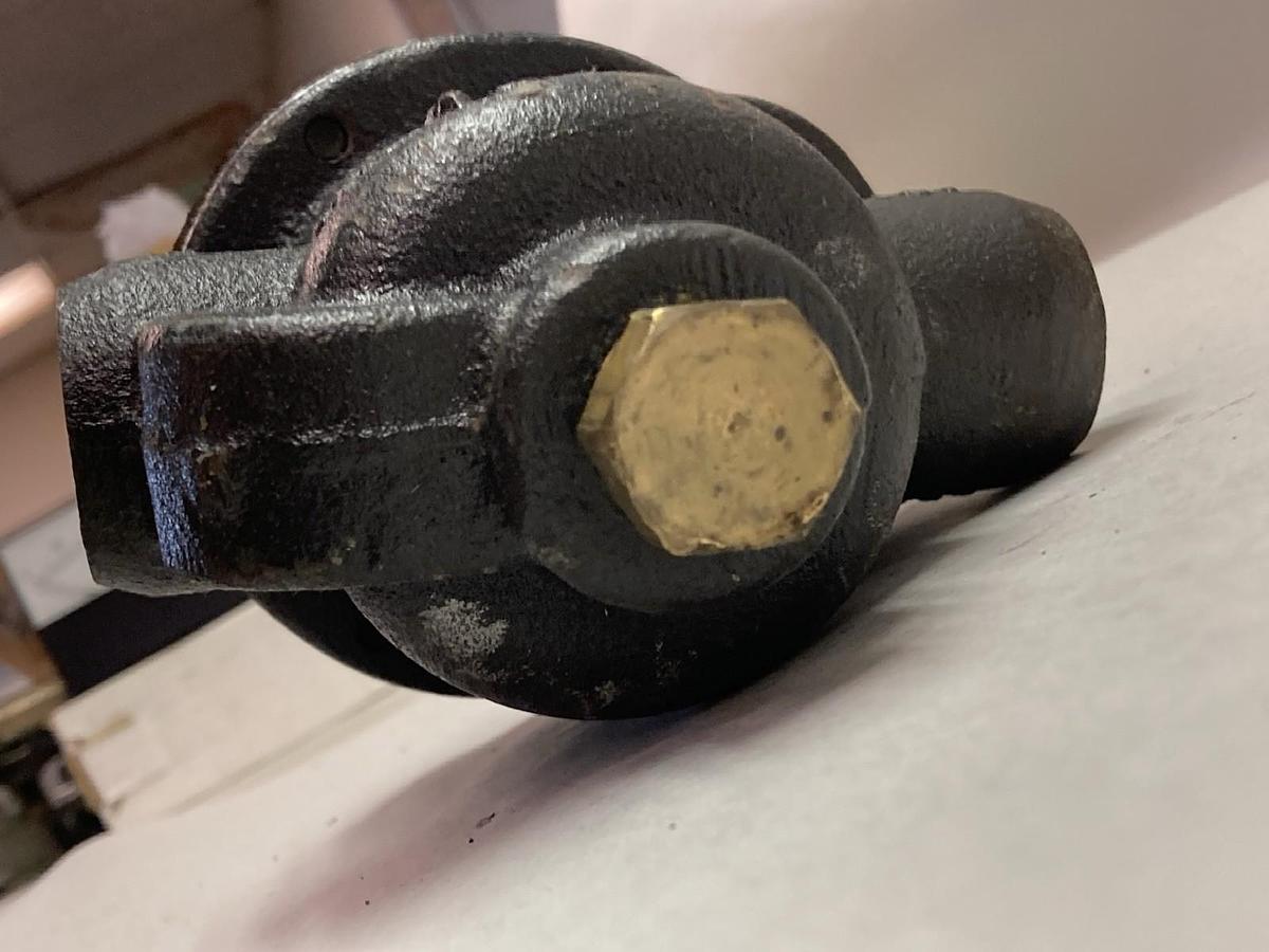 Spirax Sarco,B1H-125,Inverted Bucket Steam Trap 3/4 Inch FNPT 450°F 125PSI