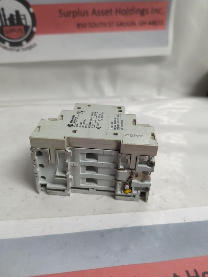 Used ALLEN BRADLEY,140-MN-0016,SERIES C MOTOR STARTER W/ 140-11 PROTECTOR PRE-OWNED