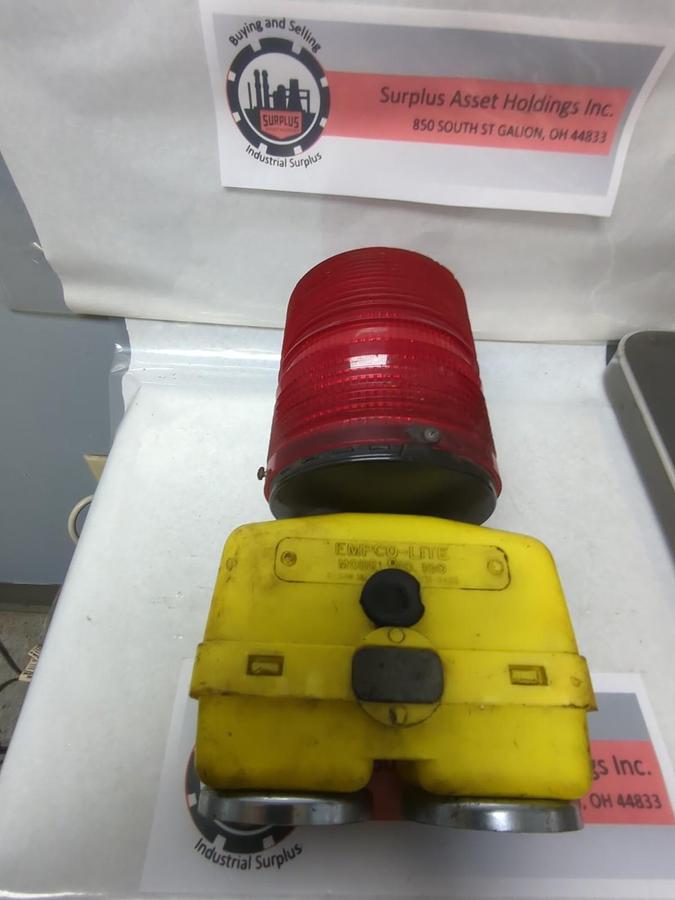 Used MILL SPECIALTIES,7400,PORTA STROBE MAGNETIC RED SAFETY LIGHT PRE-OWNED