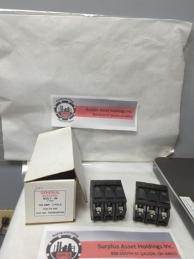 Used GENERAL ELECTRIC,THQB320100,CIRCUIT BREAKER 35 AMP 3-POLE LOT OF 2 PRE-OWNED