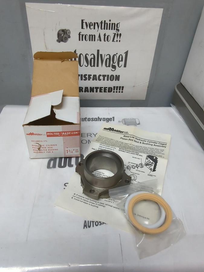 MILLER,051-KR015-175,PISTON ROD SEAL & BOLTED BUSHING ASSEMBL 1-1/4 INCH NOS