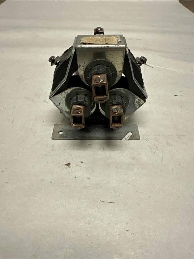 Used Dayton,3X750E,Displacement Relay (G030)